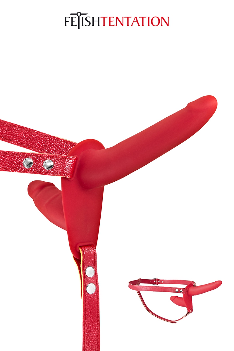 Double gode ceinture rouge - Fetish Tentation 1 Double gode ceinture rouge - Fetish Tentation
