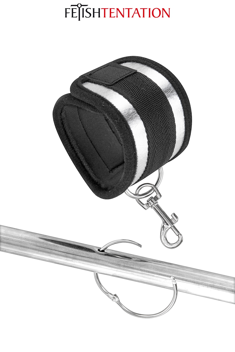 Barre de soumission 4 menottes Fetish Tentation 2 Barre de soumission 4 menottes Fetish Tentation – Image 2